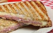 glossary_p/sandwich_panini_ham_cheese.jpg